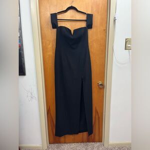 Aidan Mattox Elegant Black off shoulder Strapless Dress